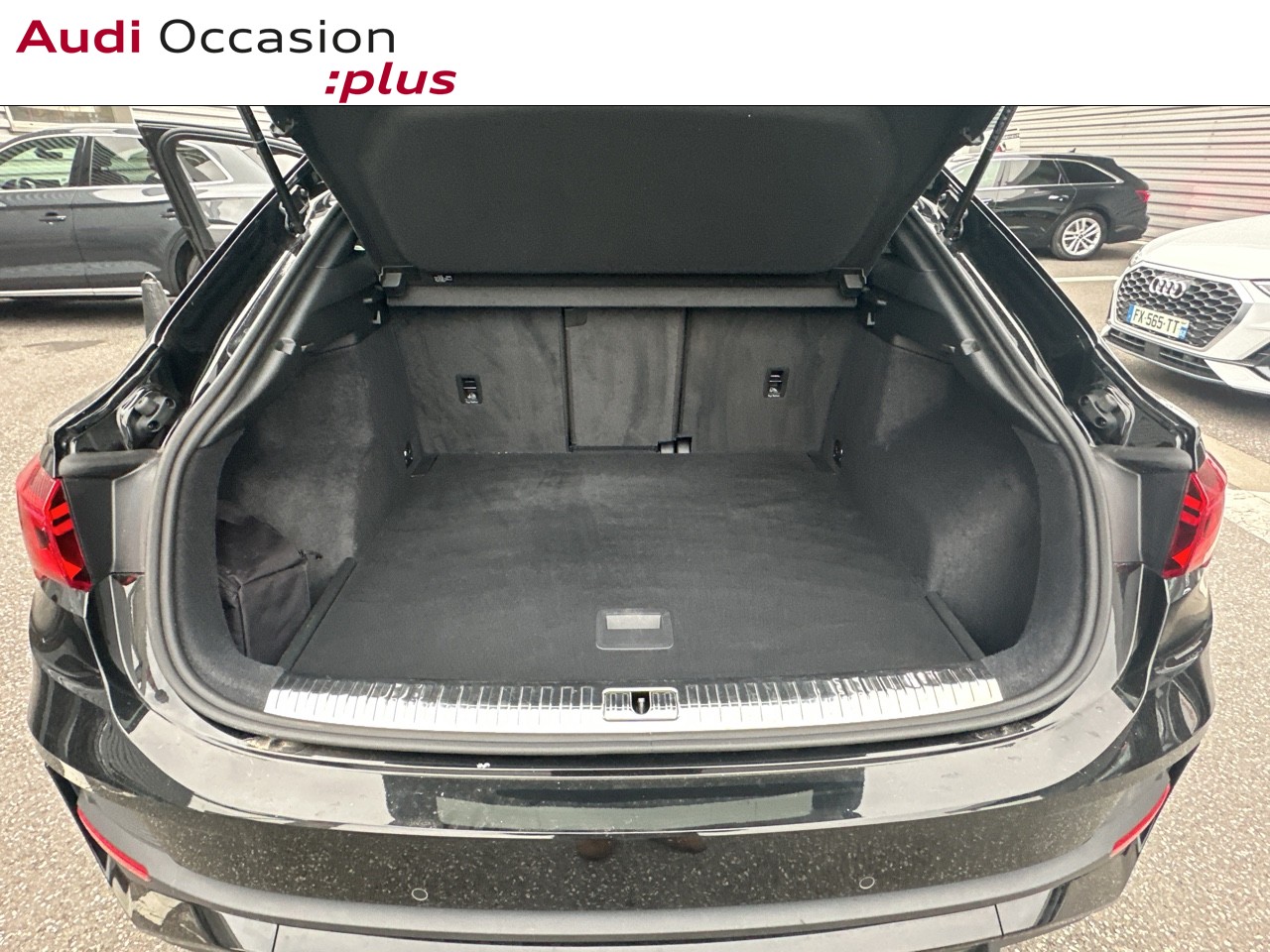 Voitures occasions Audi Q3 Sportback S line Lille