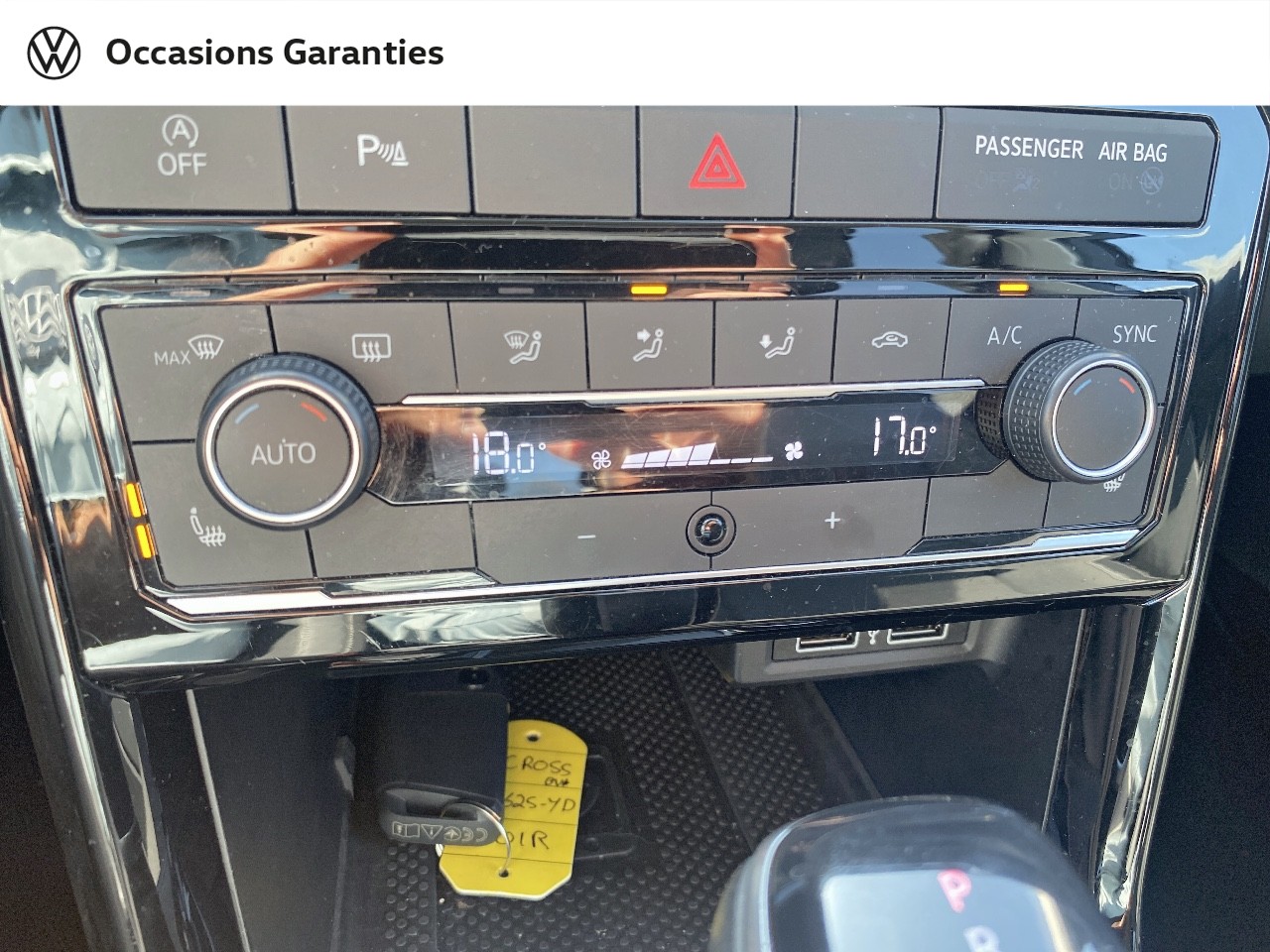 Voitures occasions VOLKSWAGEN T-CROSS Carat Rivery