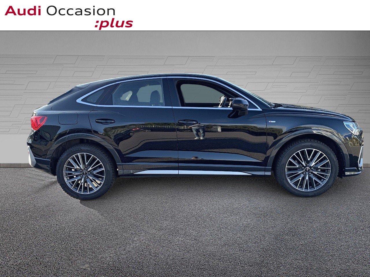 Voitures occasions Audi Q3 Sportback S line Augny