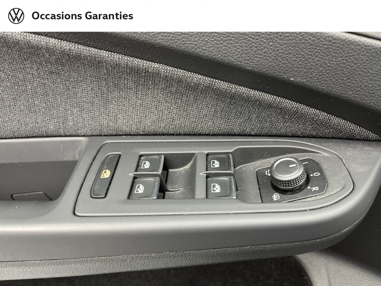 Voitures occasions VOLKSWAGEN GOLF Life Plus Orvault