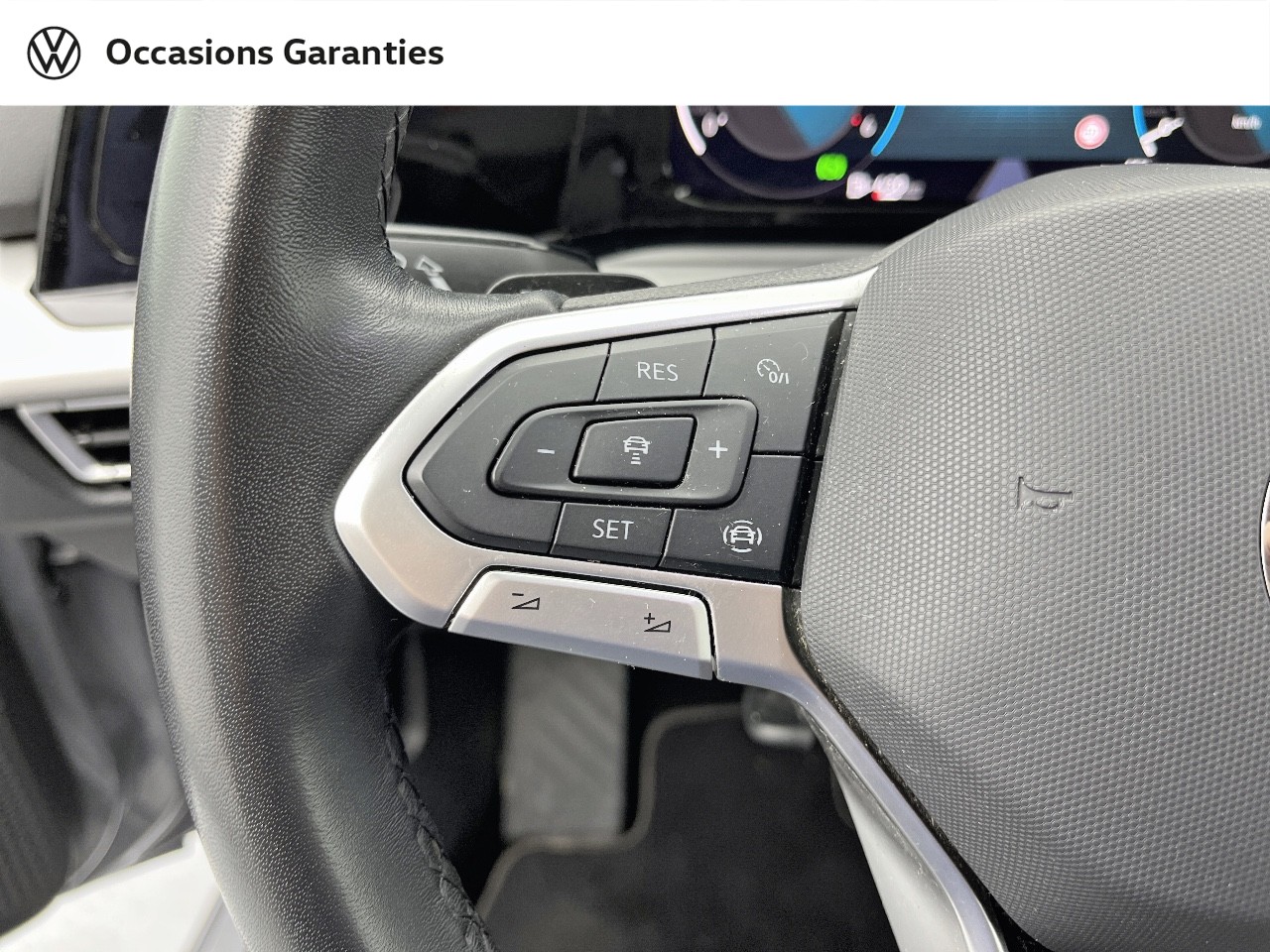 Voitures occasions VOLKSWAGEN GOLF Life Plus Orvault