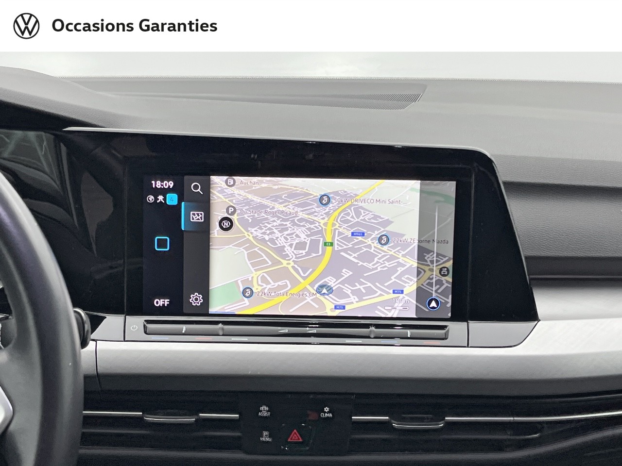 Voitures occasions VOLKSWAGEN GOLF Life Plus Orvault