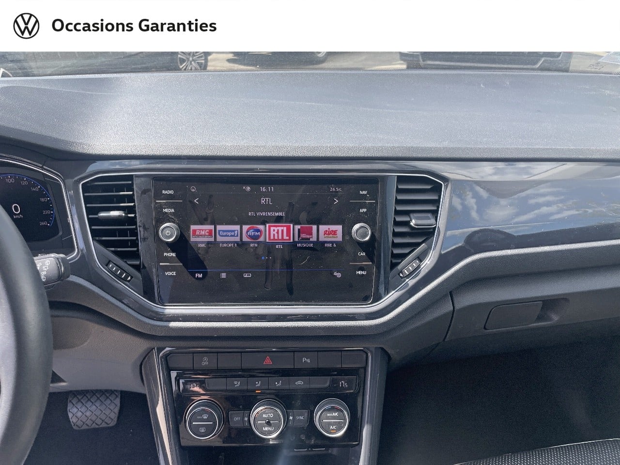 Voitures occasions VOLKSWAGEN T-ROC Carat Villemomble