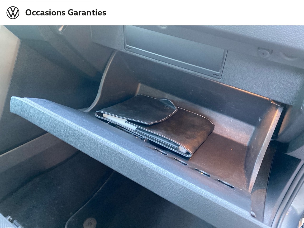 Voitures occasions VOLKSWAGEN T-ROC Lounge Business Villemomble
