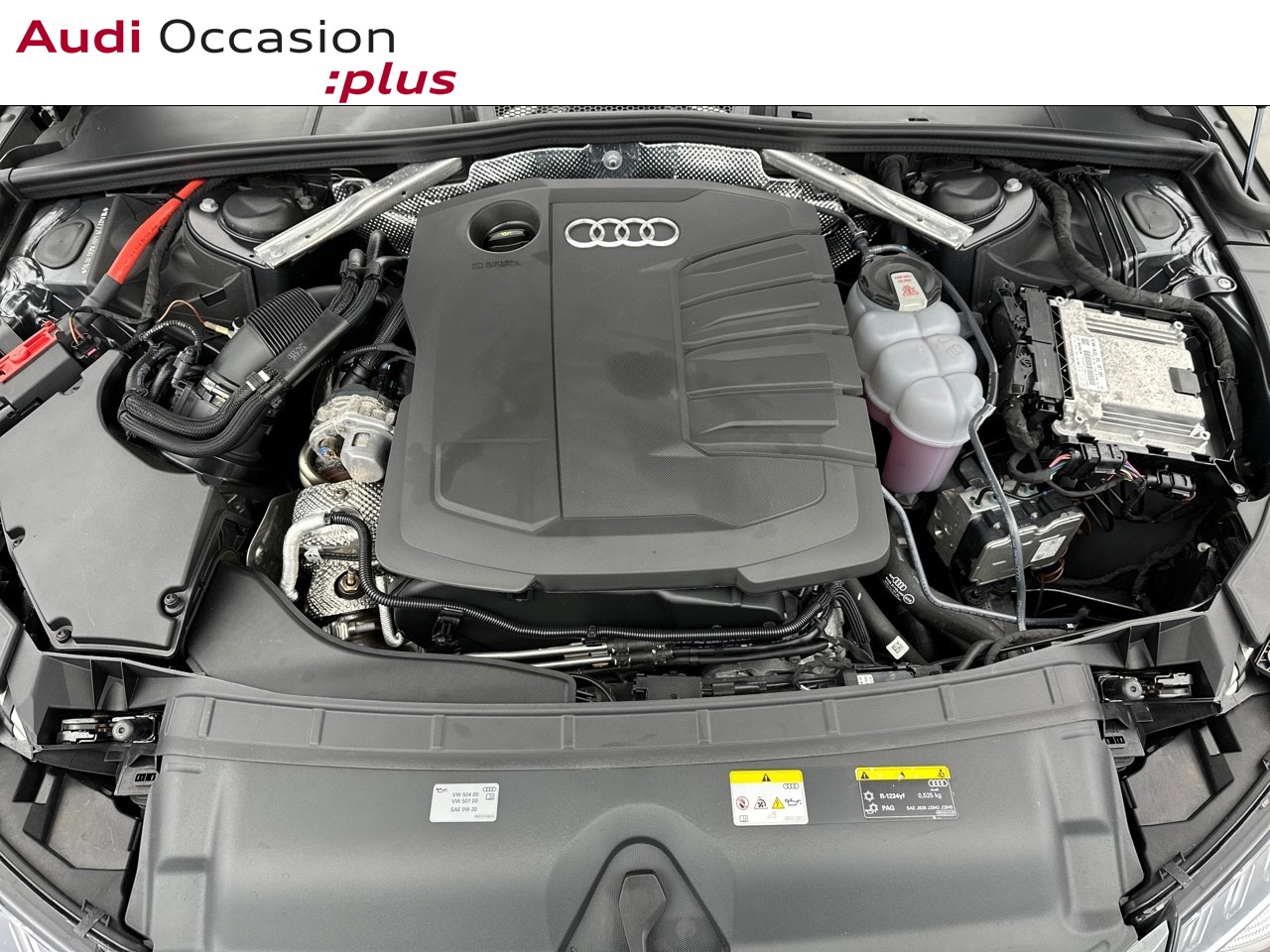 Voitures occasions Audi A4 Avant S line Saint-Thibault-des-Vignes
