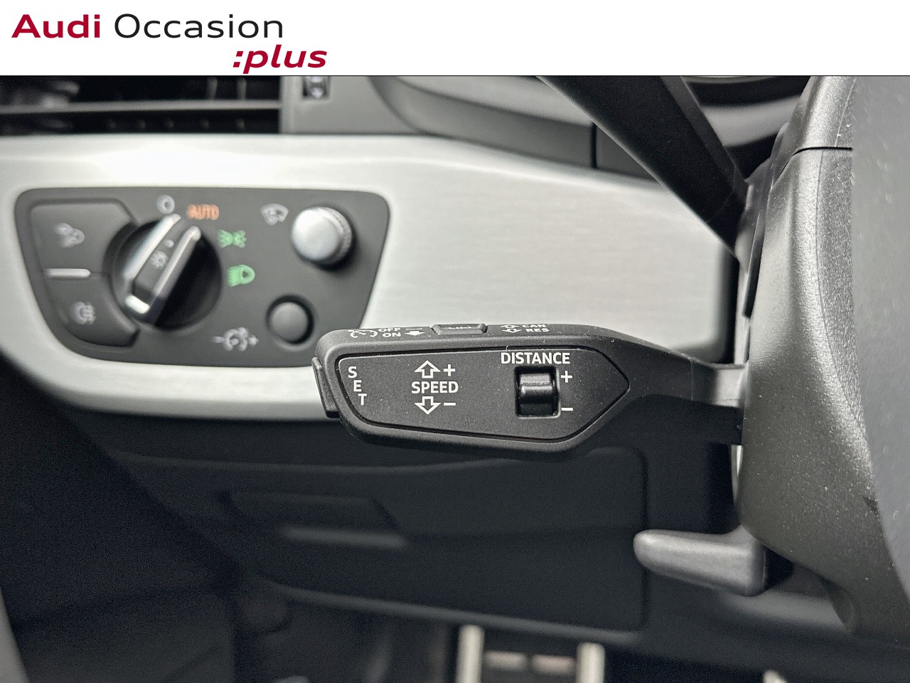 Voitures occasions Audi A4 Avant S line Saint-Thibault-des-Vignes