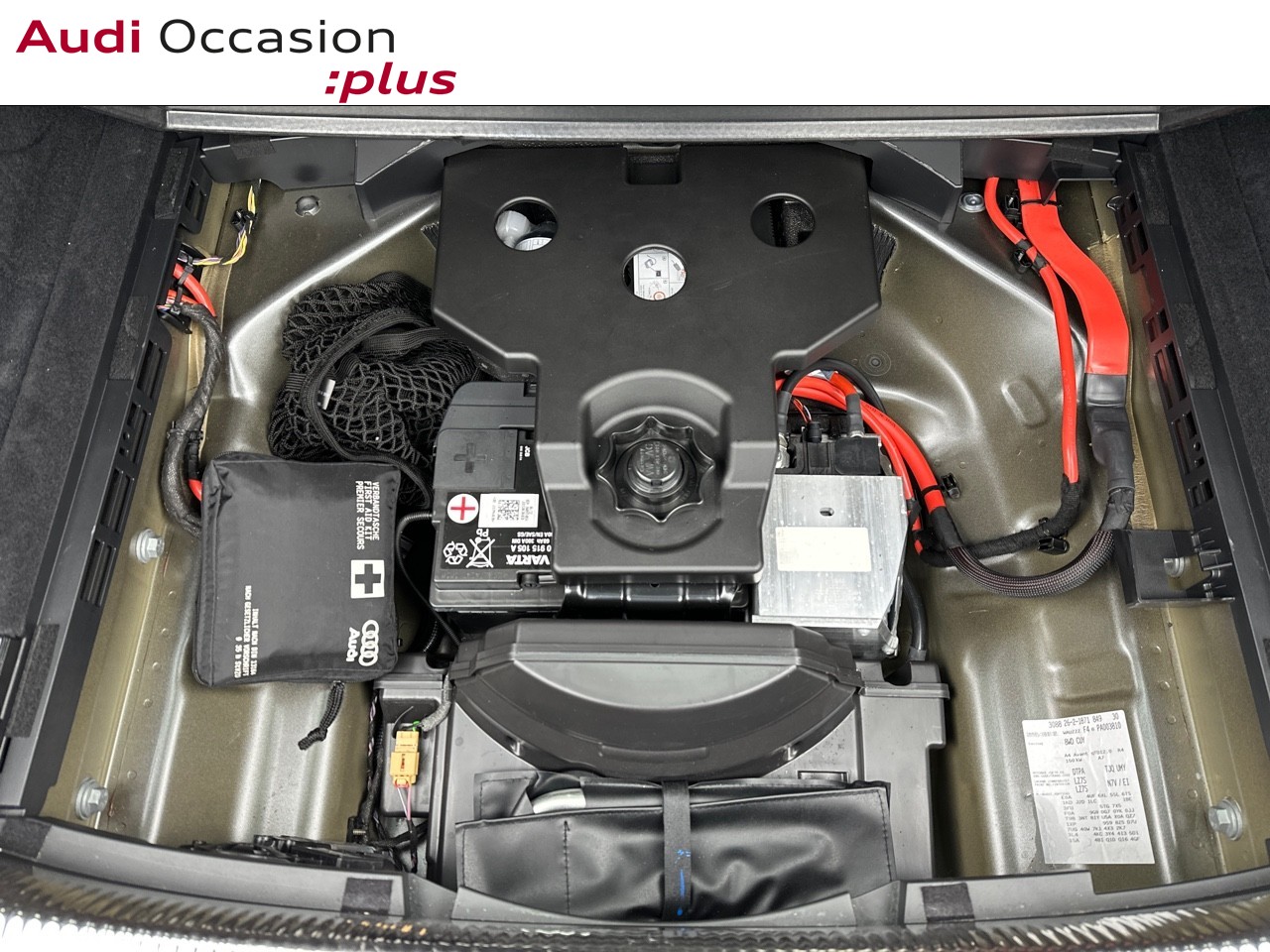 Voitures occasions Audi A4 Avant S line Saint-Thibault-des-Vignes
