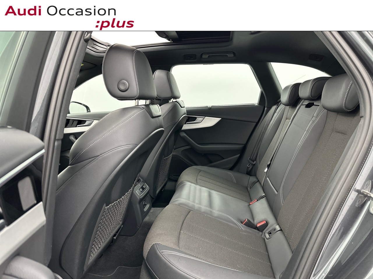 Voitures occasions Audi A4 Avant S line Saint-Thibault-des-Vignes