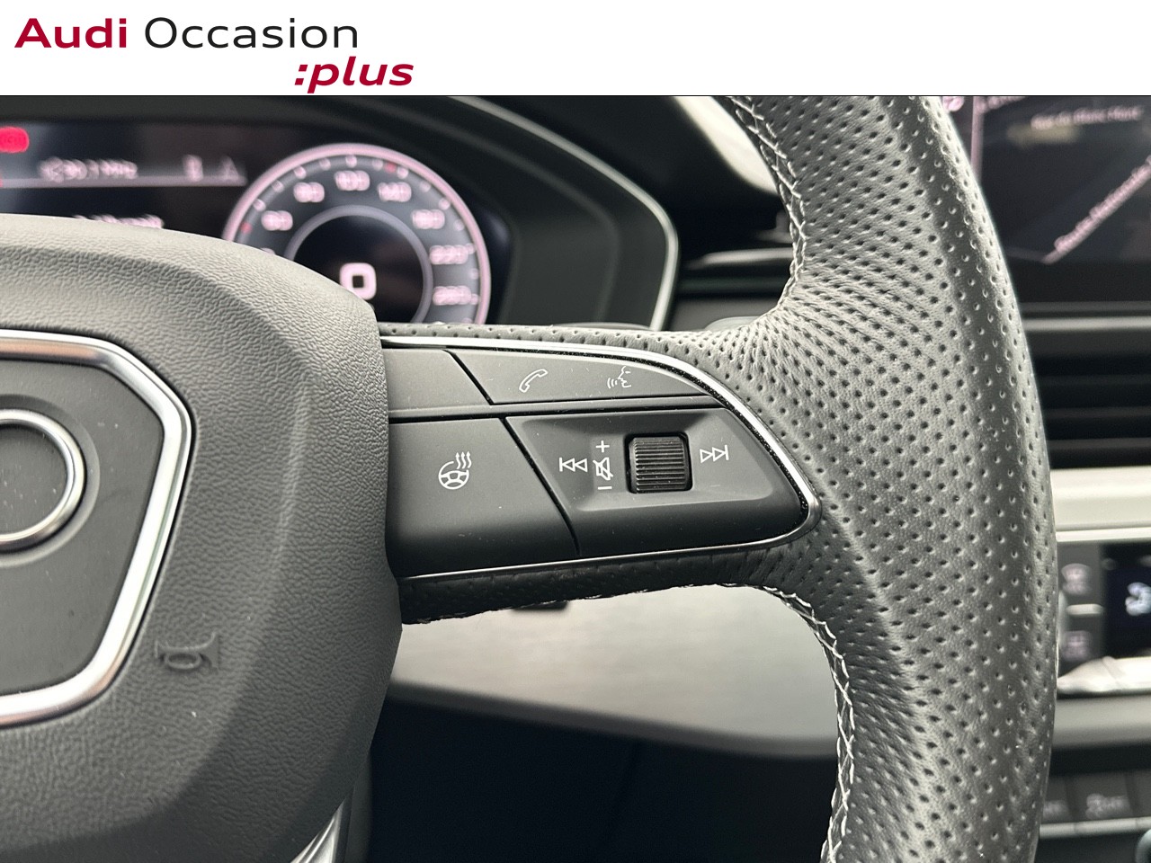 Voitures occasions Audi A4 Avant S line Saint-Thibault-des-Vignes