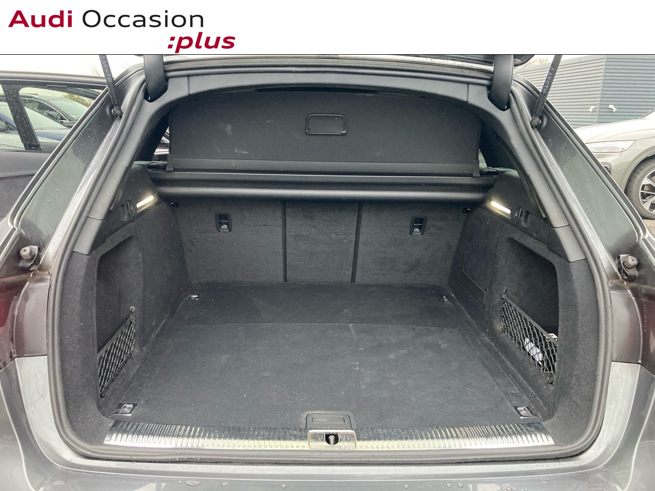 Voitures occasions Audi A4 Avant Competition Lille