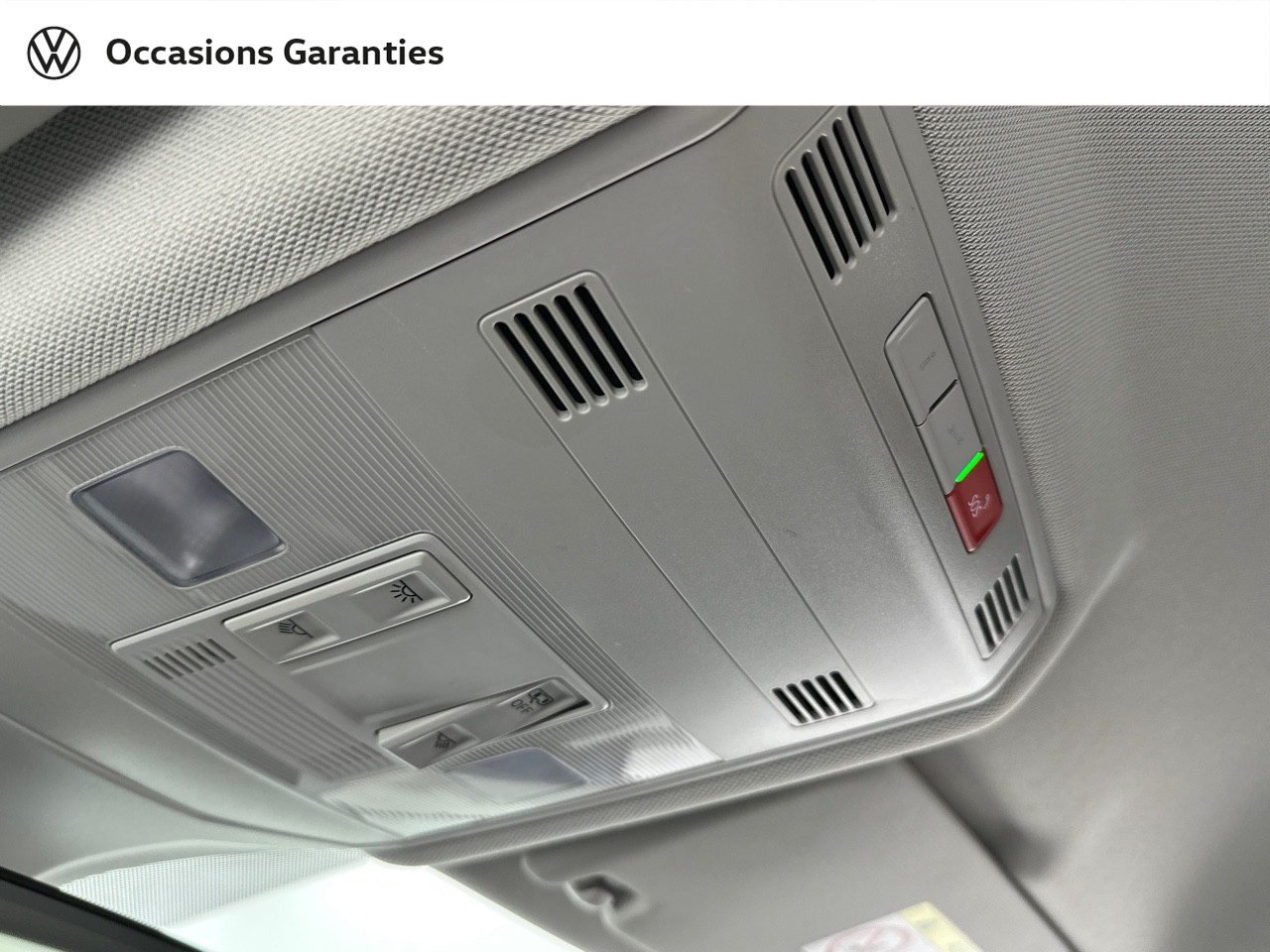 Voitures occasions VOLKSWAGEN T-CROSS Life Paris