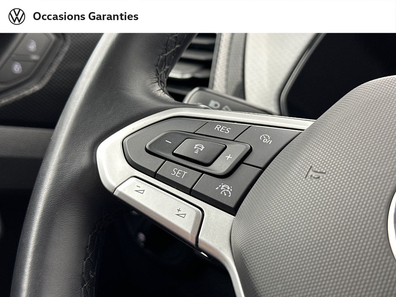 Voitures occasions VOLKSWAGEN T-CROSS Life Paris