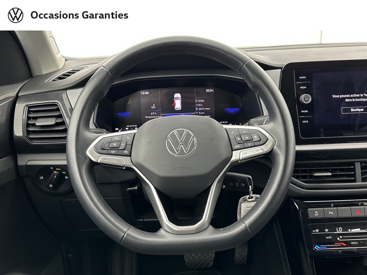 Voitures occasions VOLKSWAGEN T-CROSS Life Paris