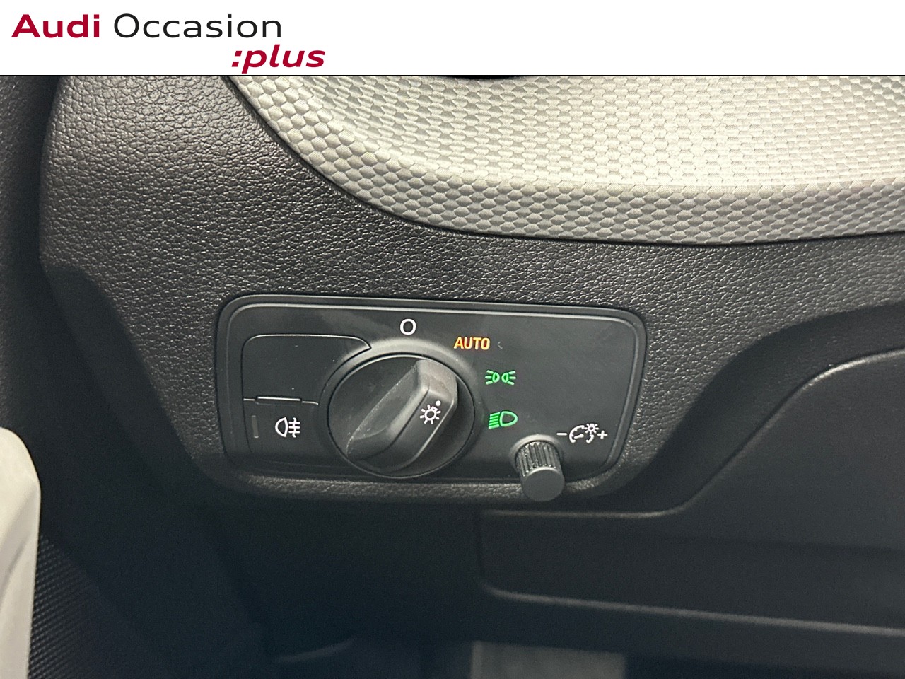 Voitures occasions Audi Q2 Business line Montigny-le-Bretonneux