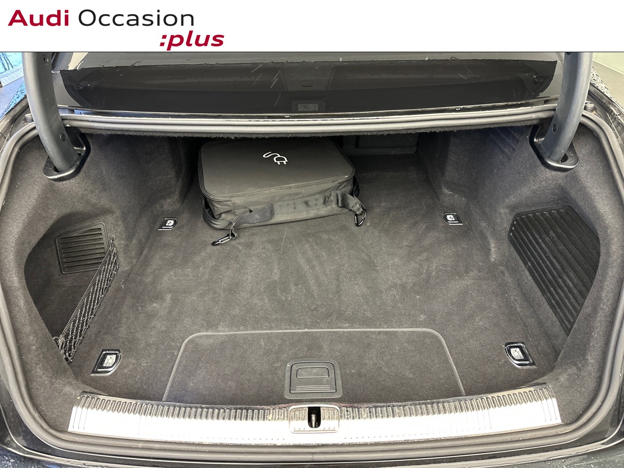 Voitures occasions Audi A8 Avus Extended Vélizy-Villacoublay