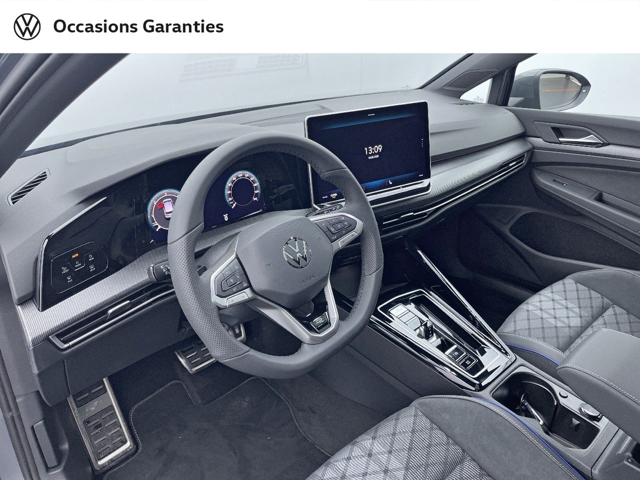 Voitures occasions VOLKSWAGEN GOLF R-Line Rezé