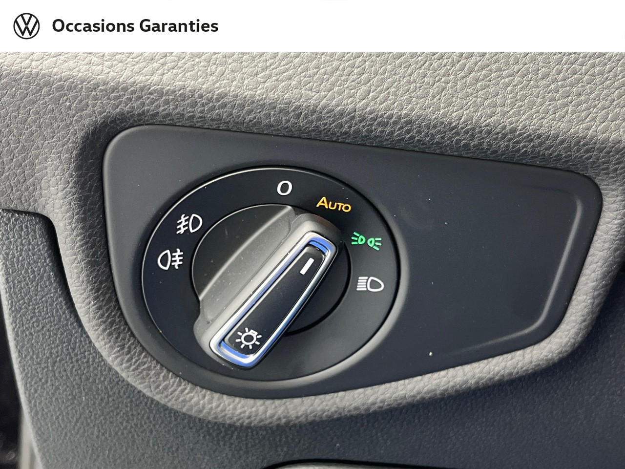 Voitures occasions VOLKSWAGEN TOURAN VW Edition Orvault