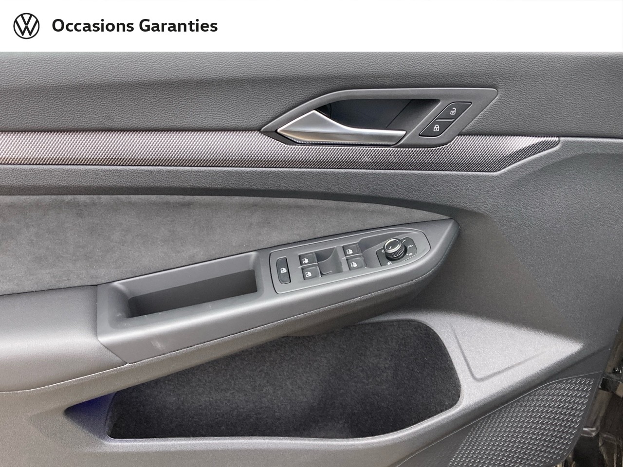 Voitures occasions VOLKSWAGEN GOLF R-Line Villemomble