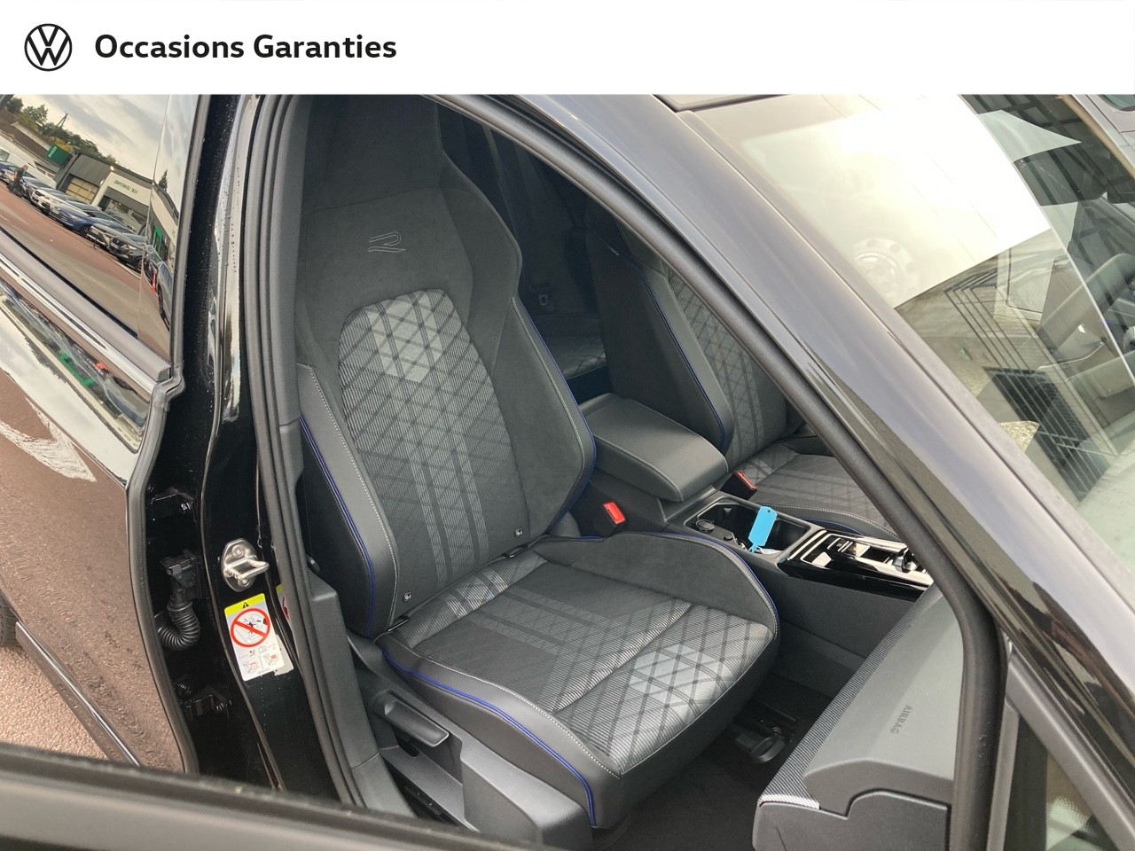 Voitures occasions VOLKSWAGEN GOLF R-Line Villemomble