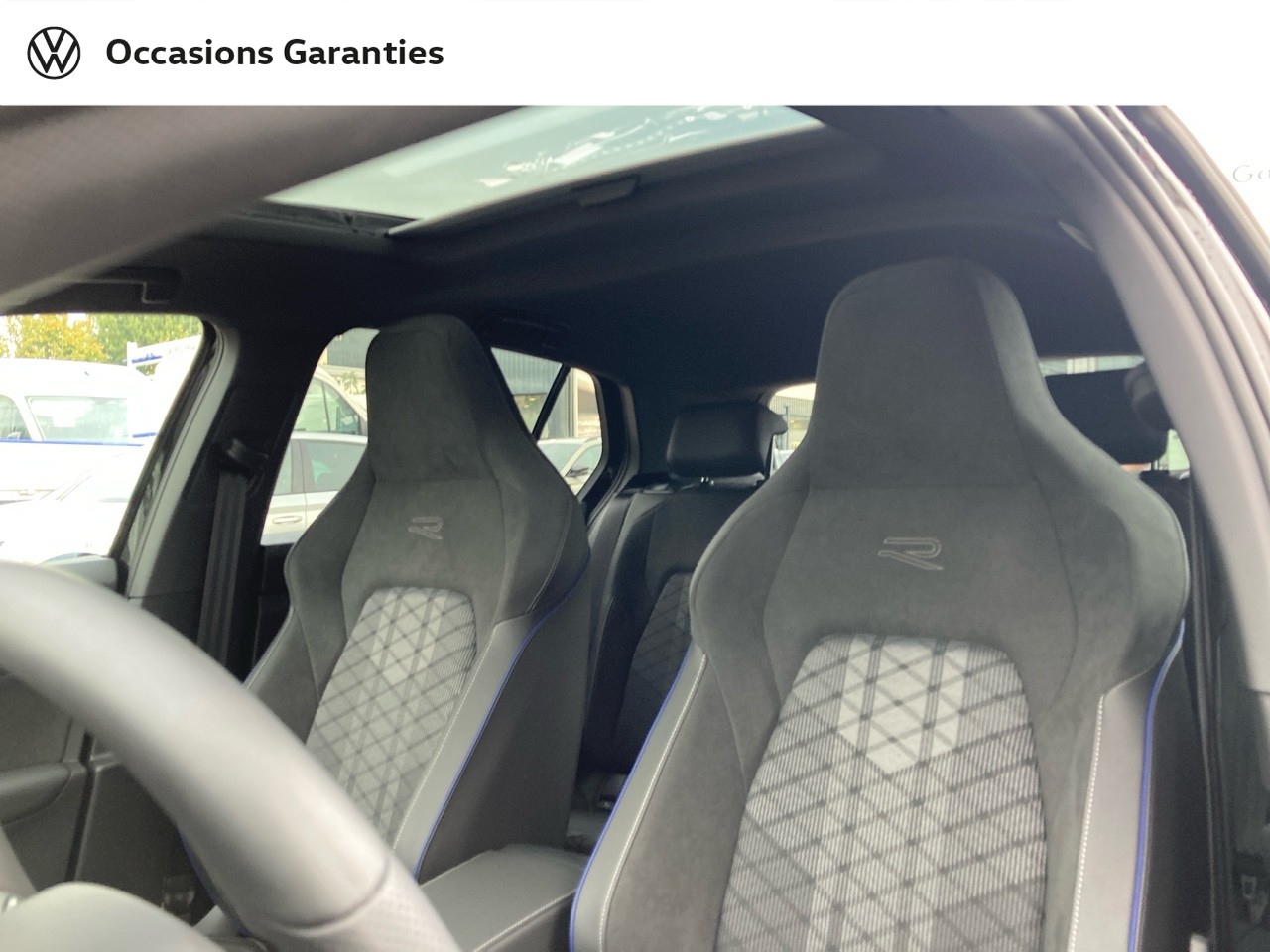 Voitures occasions VOLKSWAGEN GOLF R-Line Villemomble