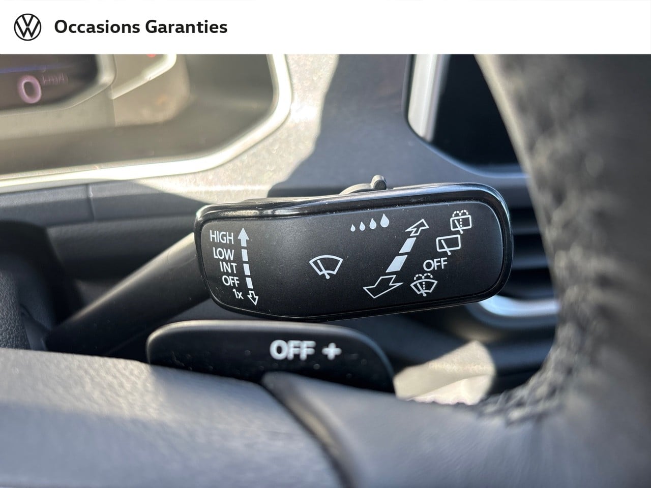 Voitures occasions VOLKSWAGEN T-ROC Style Lens