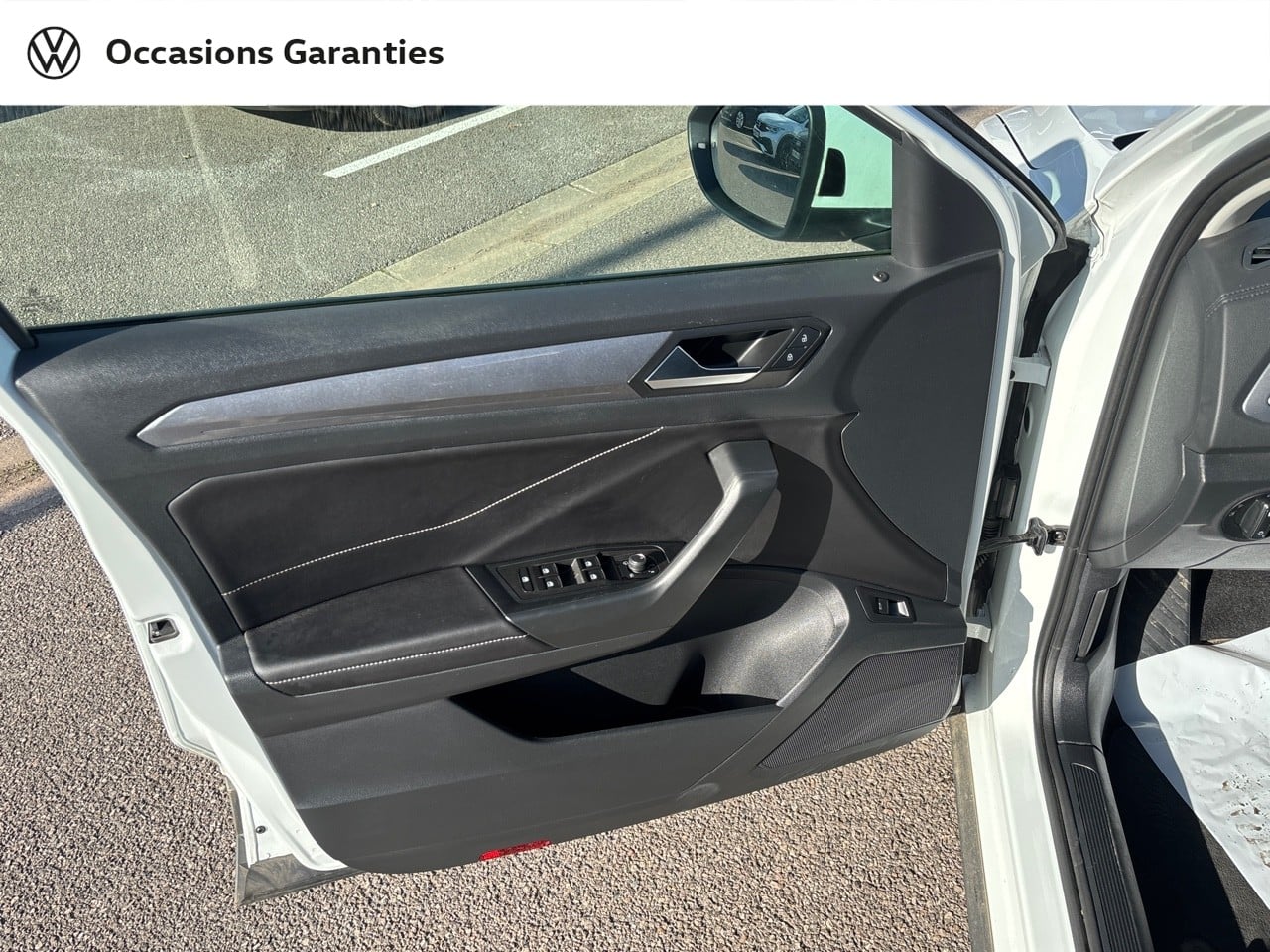 Voitures occasions VOLKSWAGEN T-ROC Style Lens