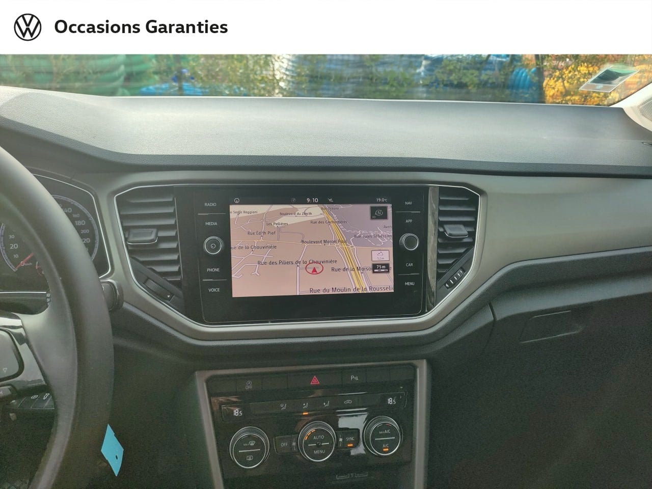 Voitures occasions VOLKSWAGEN T-ROC Lounge Orvault