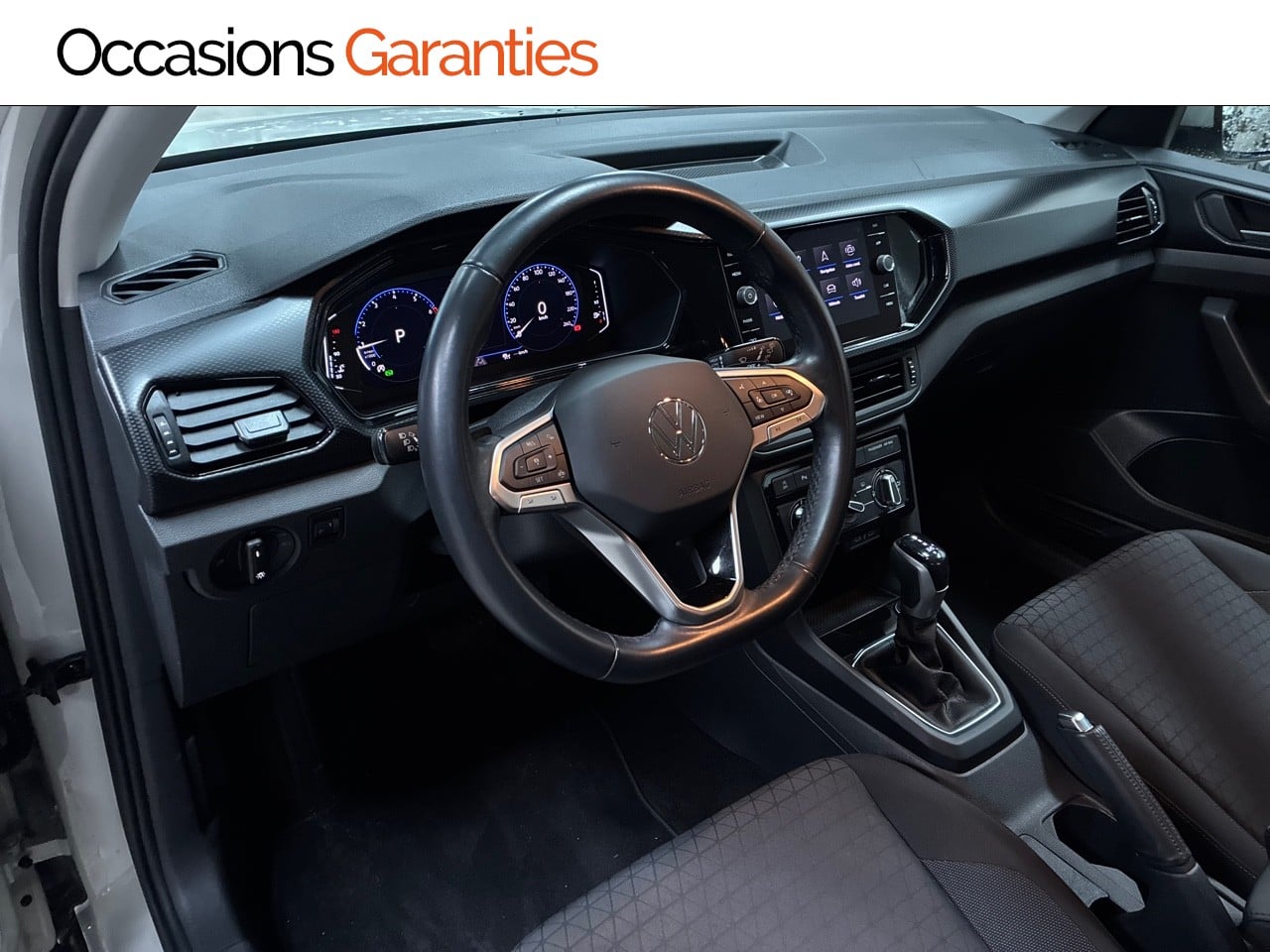 Voitures occasions VOLKSWAGEN T-CROSS Life Tech Clermont-Ferrand