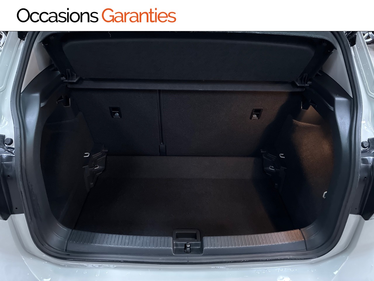 Voitures occasions VOLKSWAGEN T-CROSS Life Tech Clermont-Ferrand