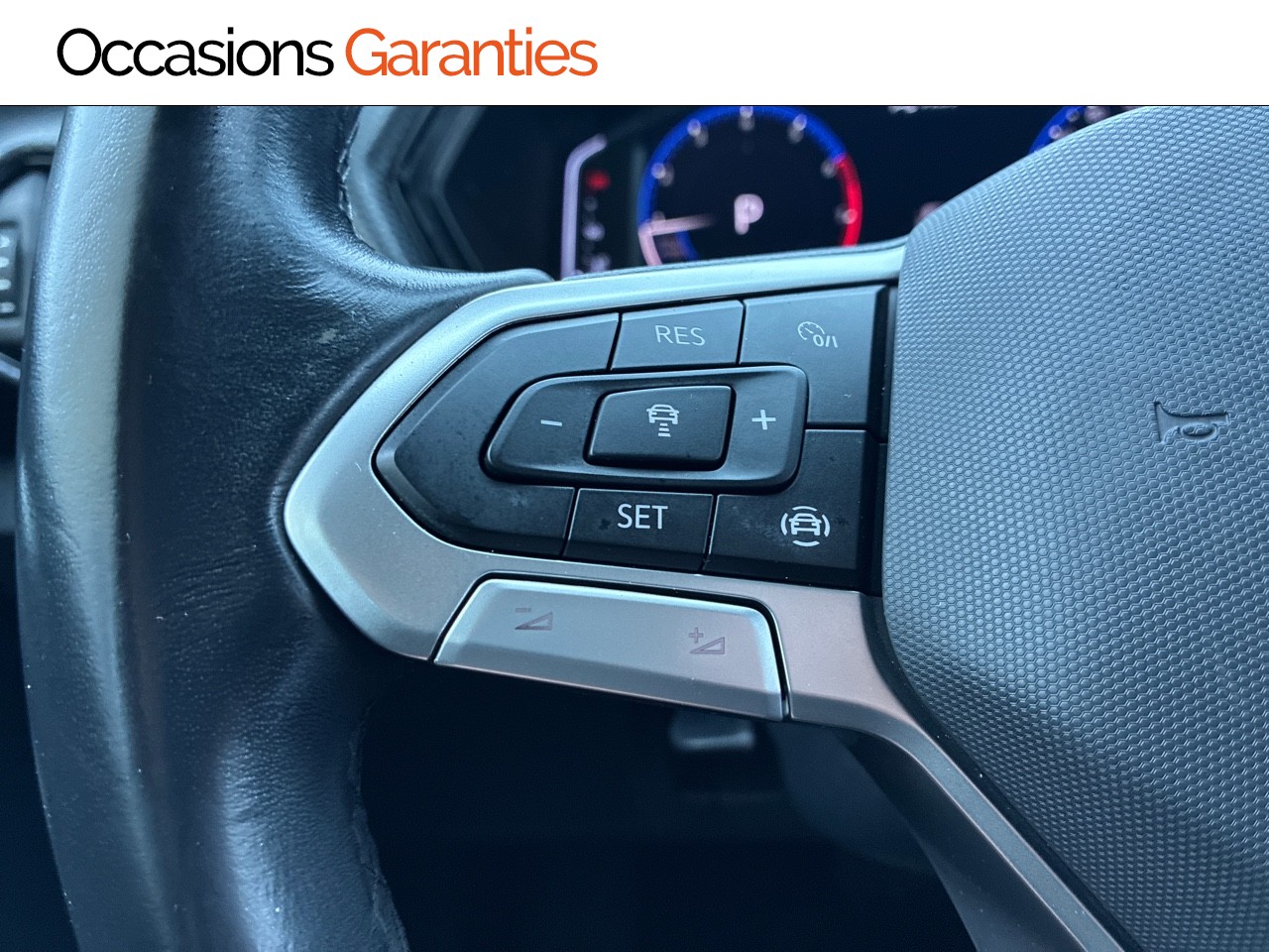 Voitures occasions VOLKSWAGEN T-CROSS Life Tech Clermont-Ferrand