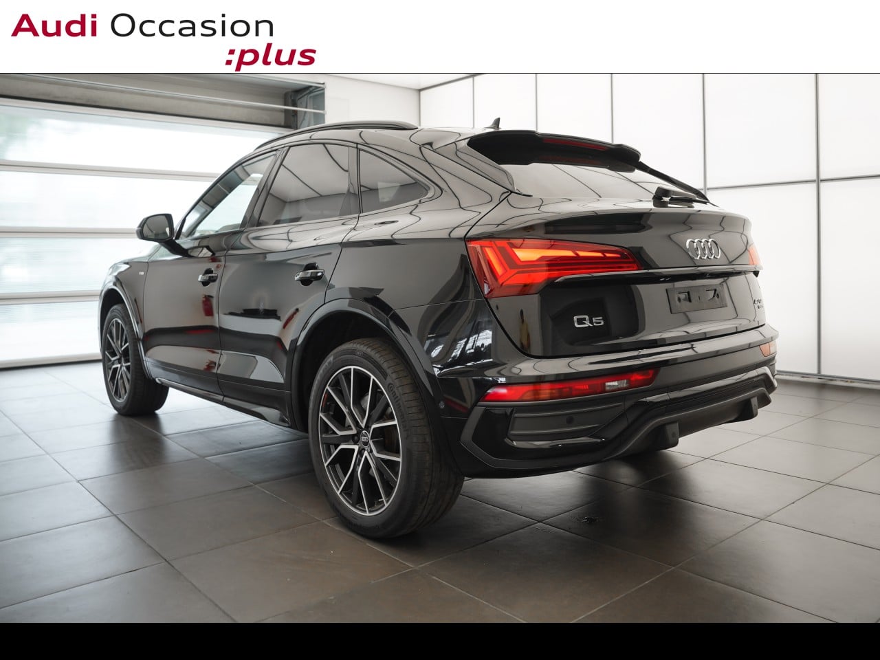 Voitures occasions Audi Q5 Sportback S line Montigny-le-Bretonneux