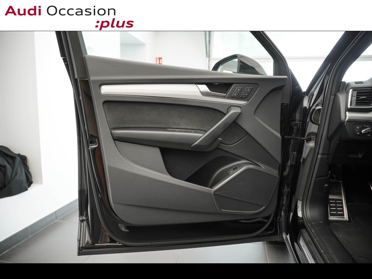 Voitures occasions Audi Q5 Sportback S line Montigny-le-Bretonneux