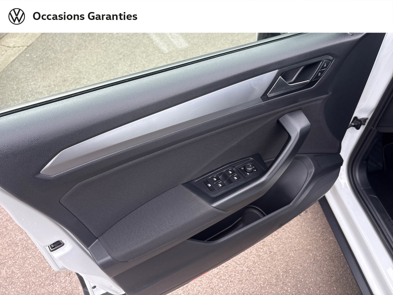 Voitures occasions VOLKSWAGEN T-ROC Life Plus Bruay-la-Buissière