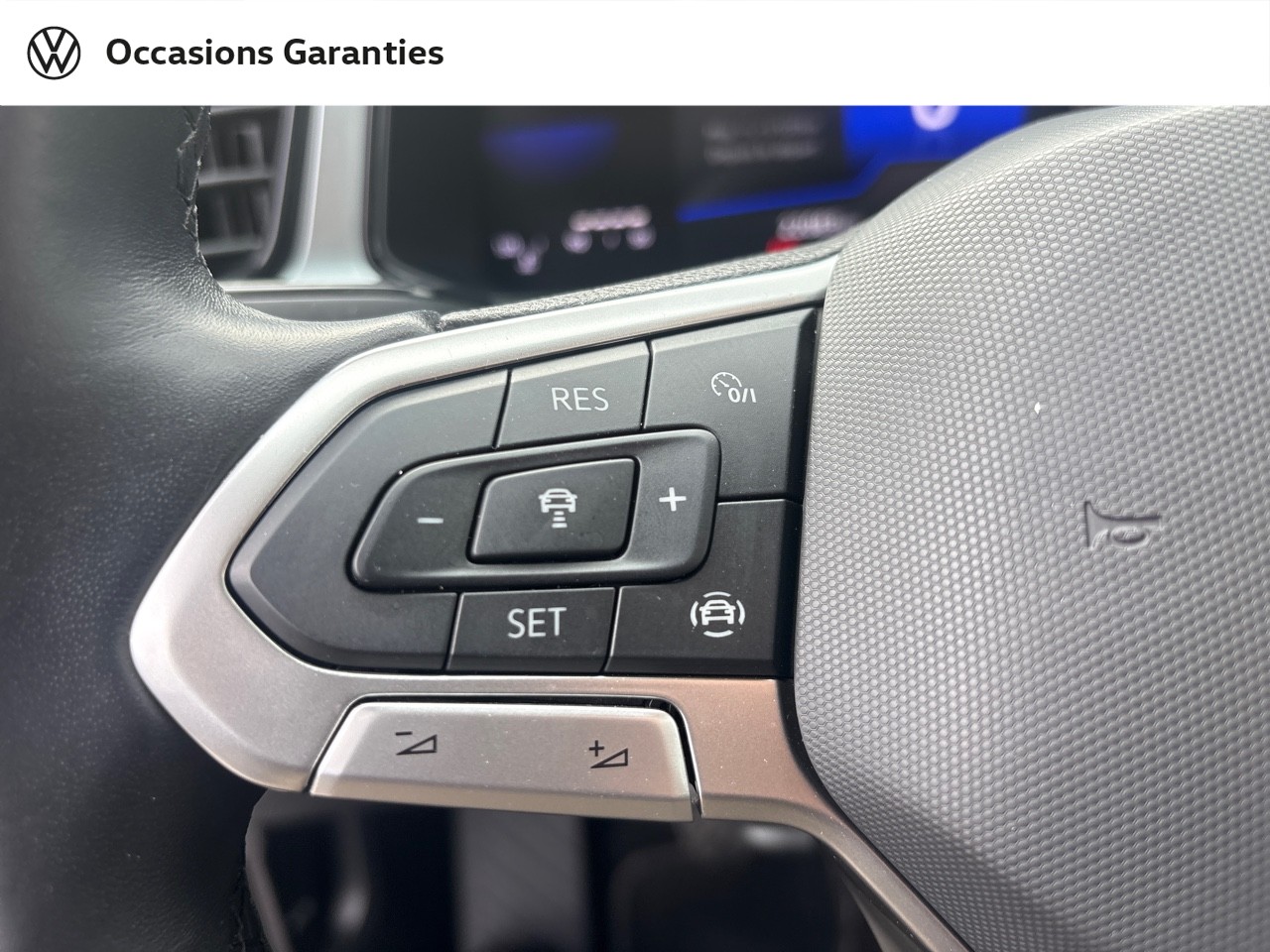Voitures occasions VOLKSWAGEN T-ROC Life Plus Bruay-la-Buissière