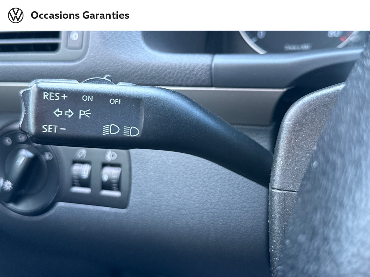 Voitures occasions VOLKSWAGEN TOURAN Confort Paris