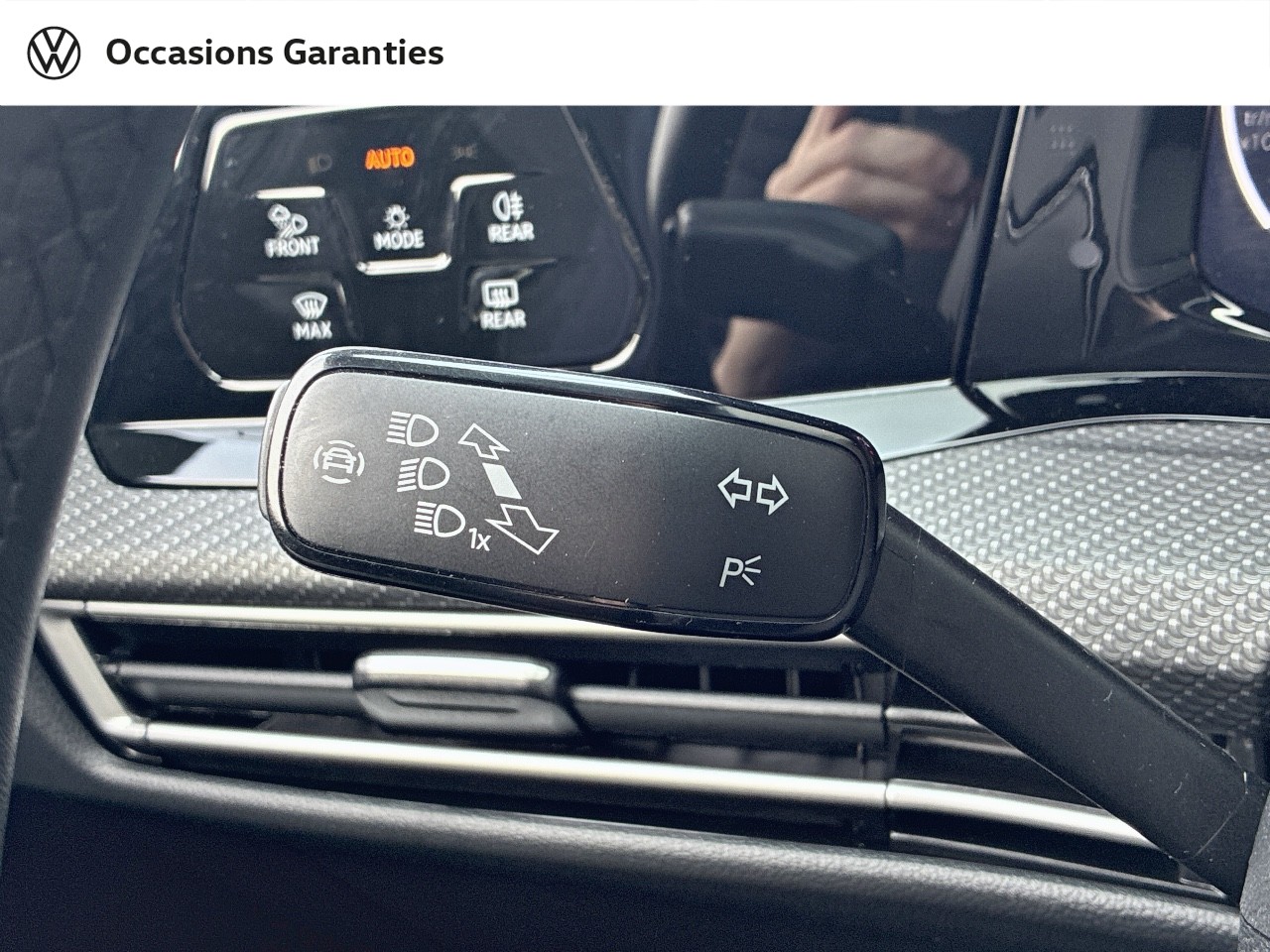 Voitures occasions VOLKSWAGEN GOLF R-Line Rezé