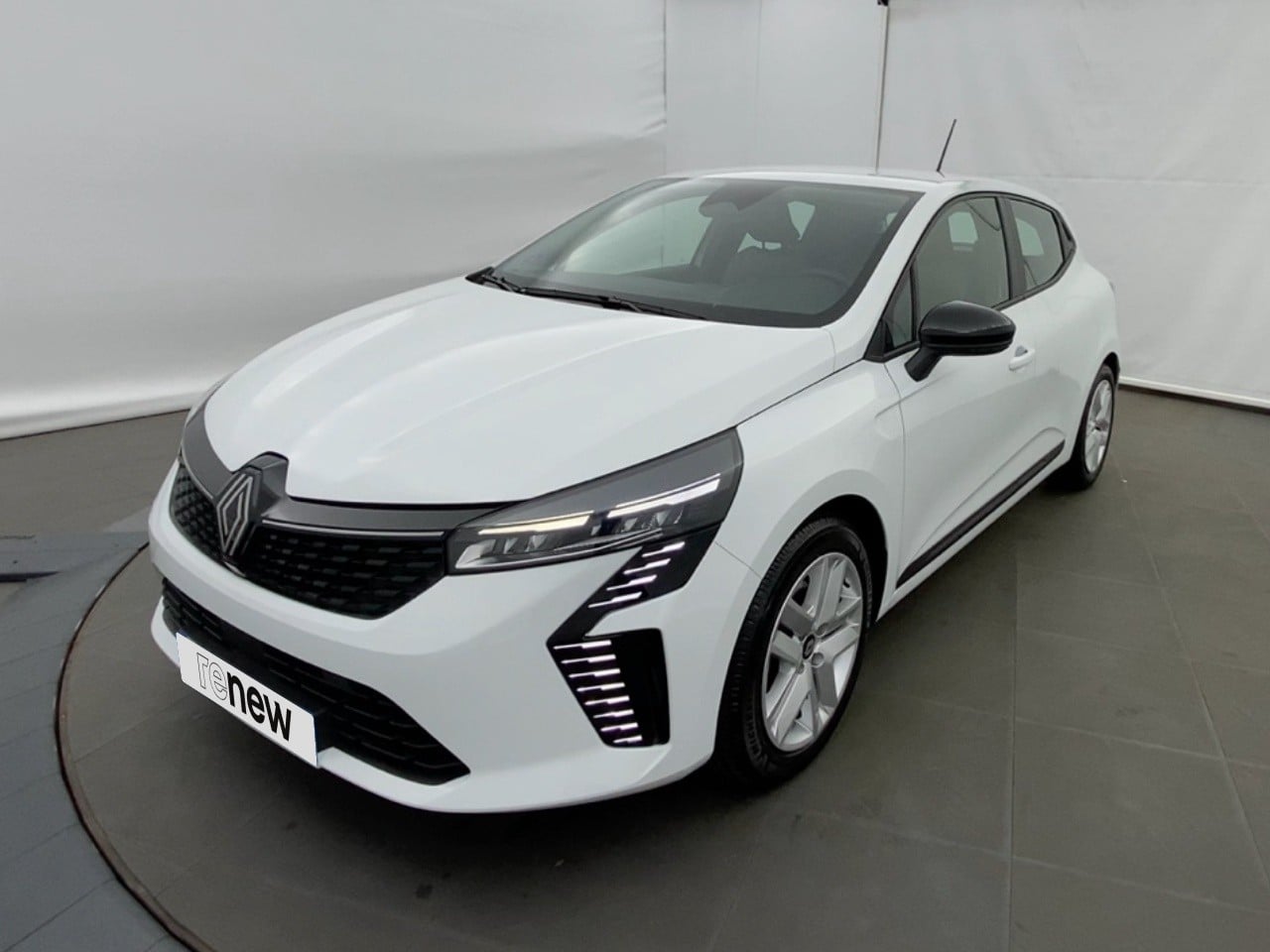 1.6 E-Tech 145ch full hybrid Evolution - 24