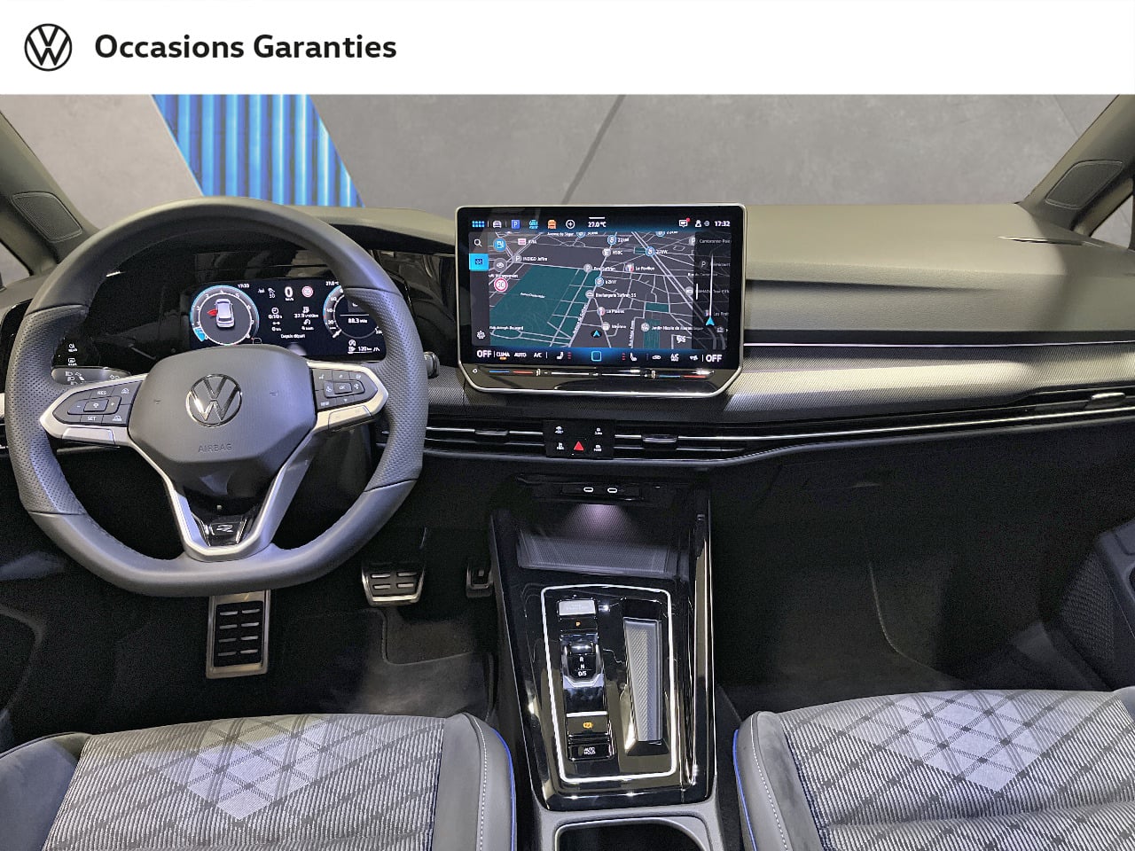 Voitures occasions VOLKSWAGEN GOLF R-Line Paris