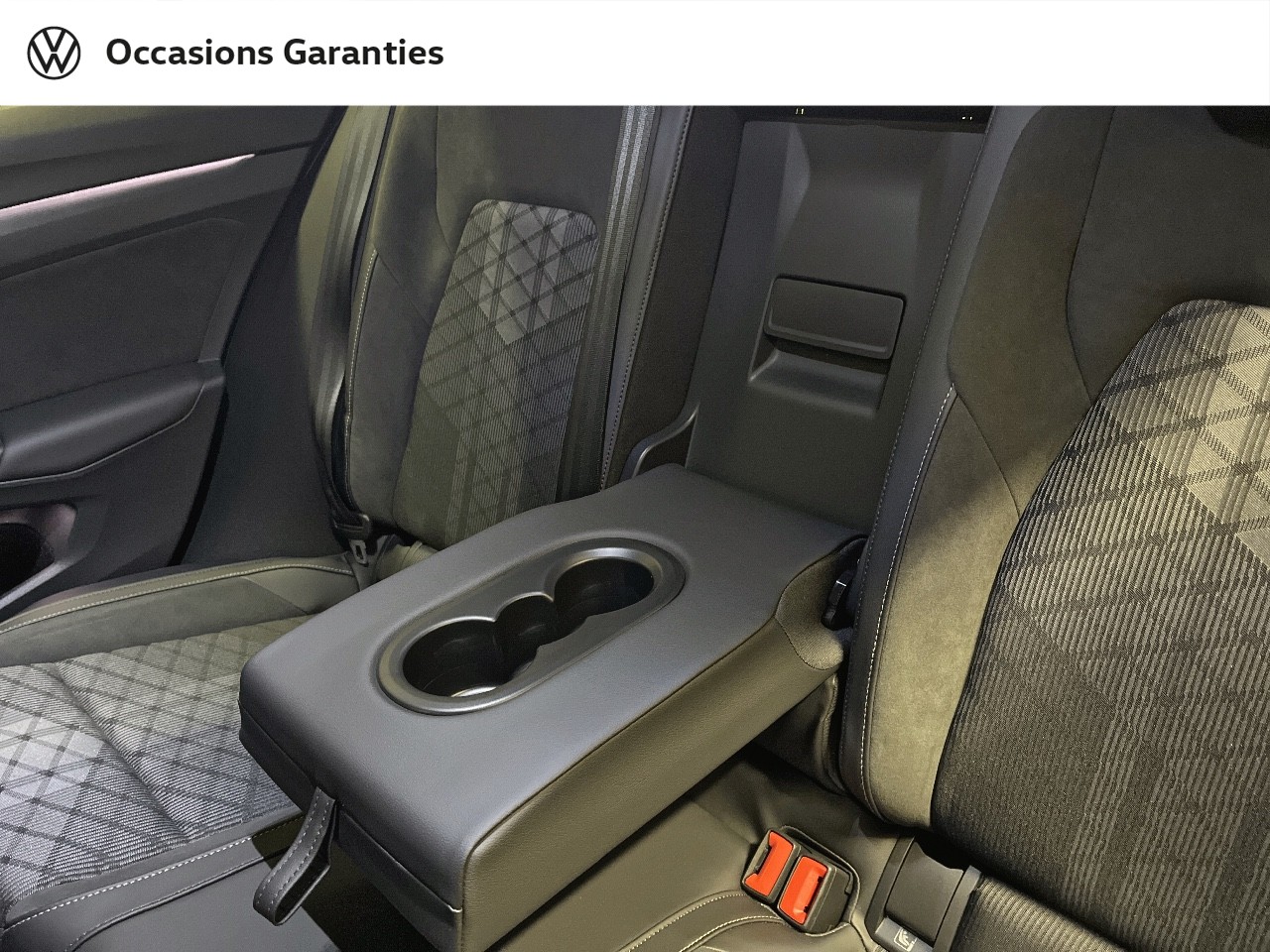 Voitures occasions VOLKSWAGEN GOLF R-Line Paris