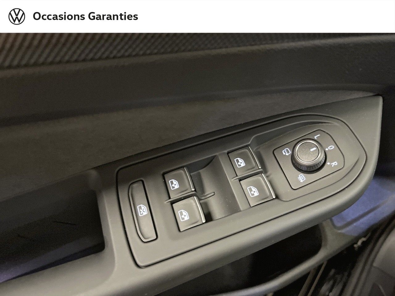 Voitures occasions VOLKSWAGEN GOLF R-Line Paris