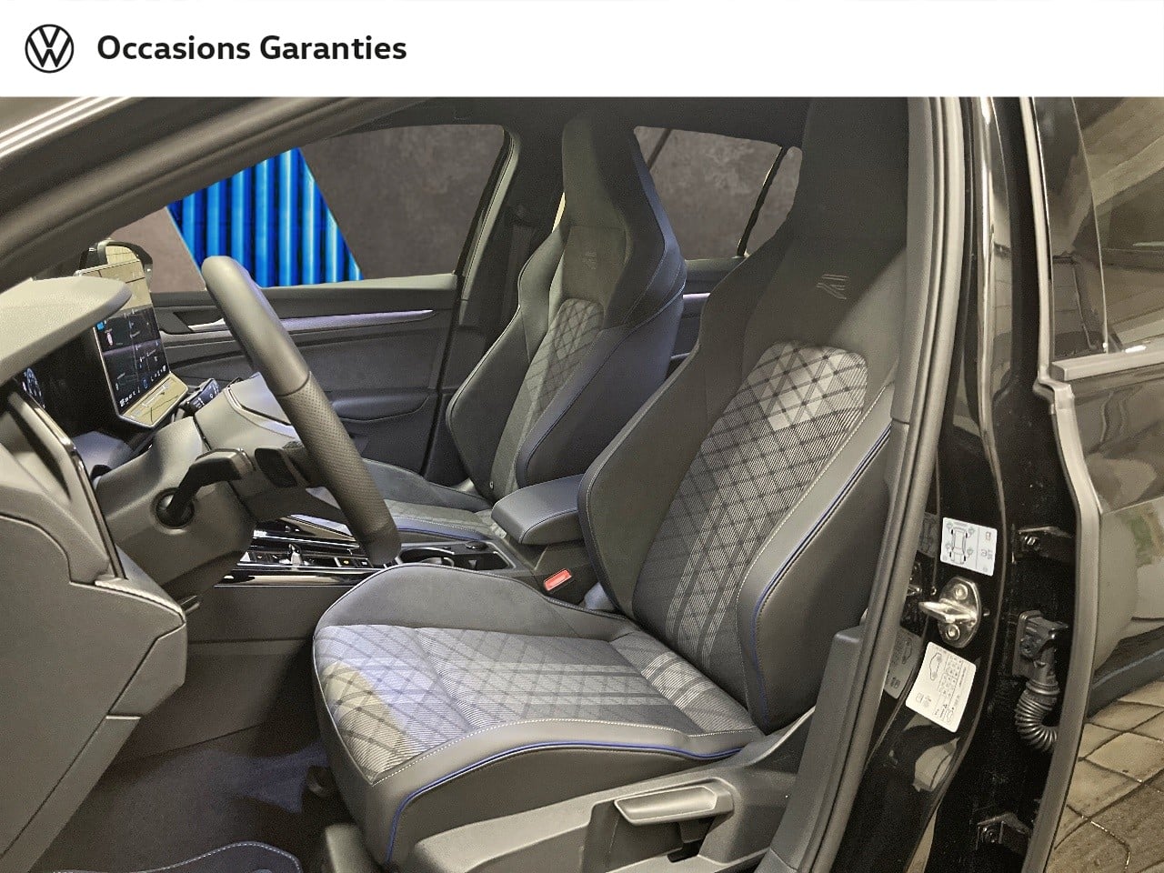Voitures occasions VOLKSWAGEN GOLF R-Line Paris