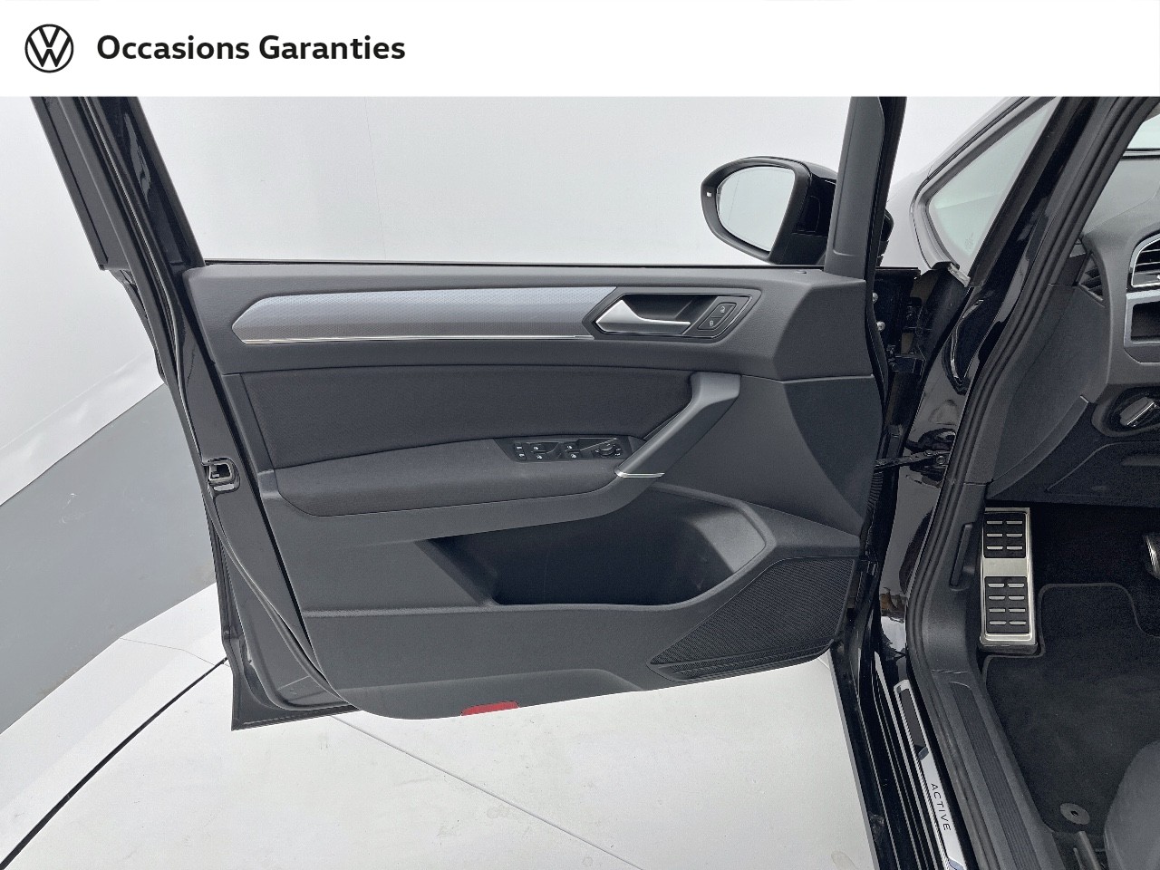 Voitures occasions VOLKSWAGEN TOURAN Active Orvault