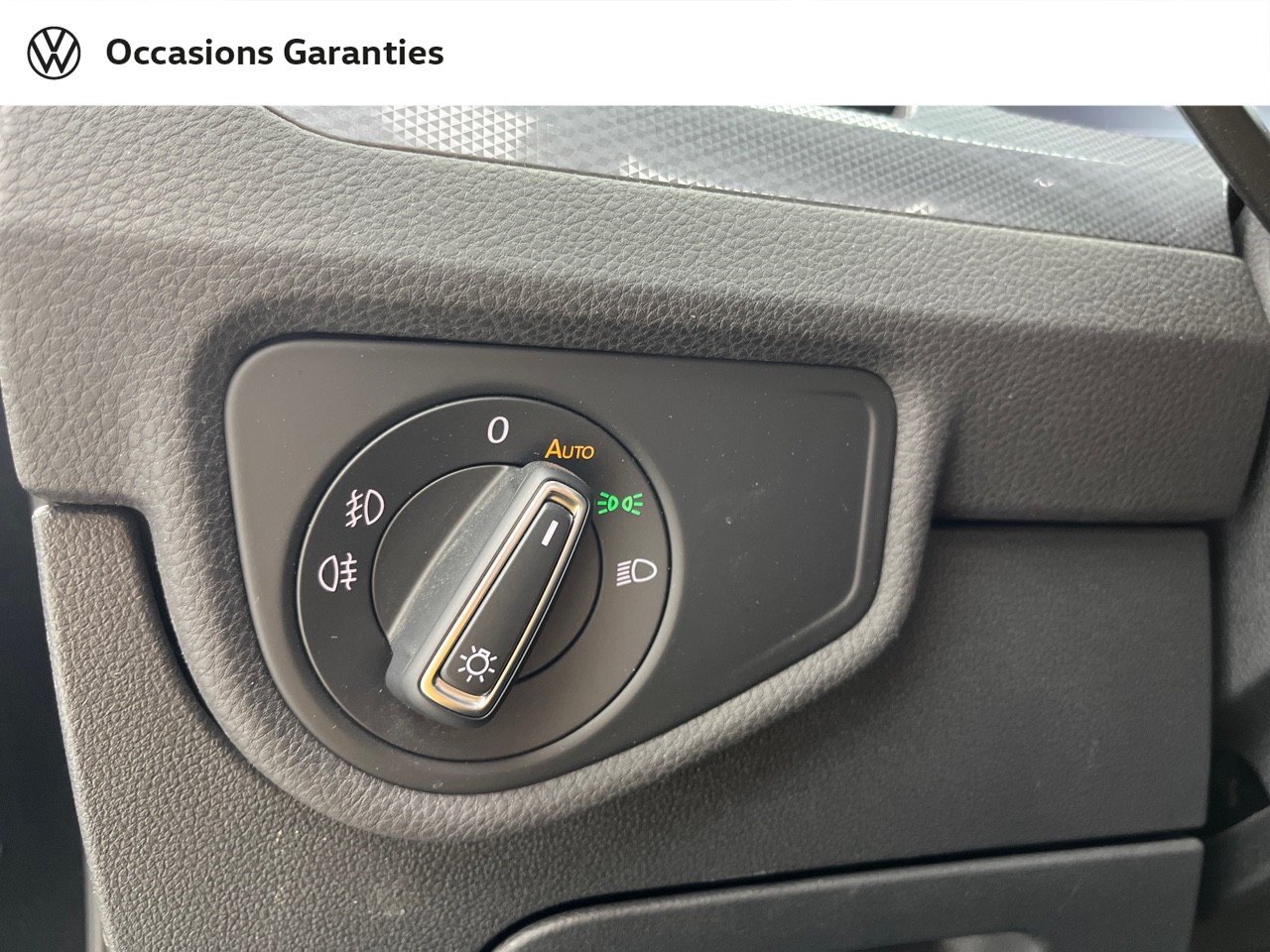 Voitures occasions VOLKSWAGEN TOURAN Active Orvault