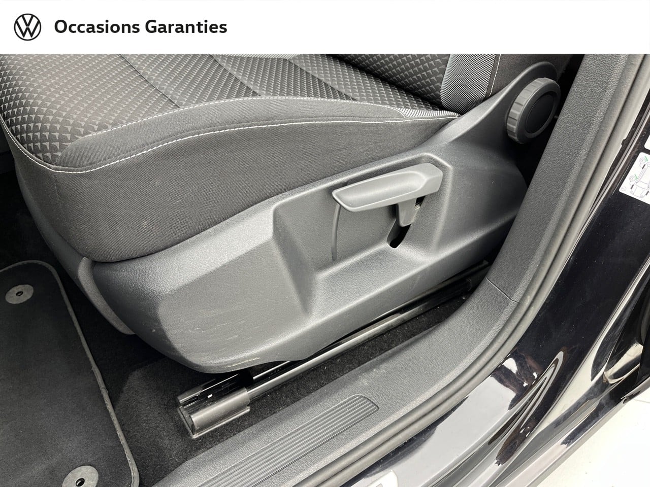 Voitures occasions VOLKSWAGEN TOURAN Active Orvault