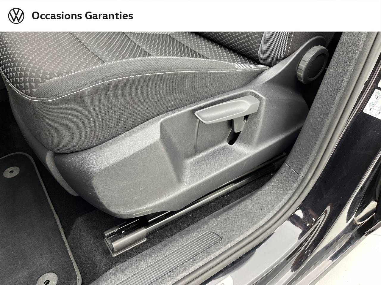 Voitures occasions VOLKSWAGEN TOURAN Active Orvault