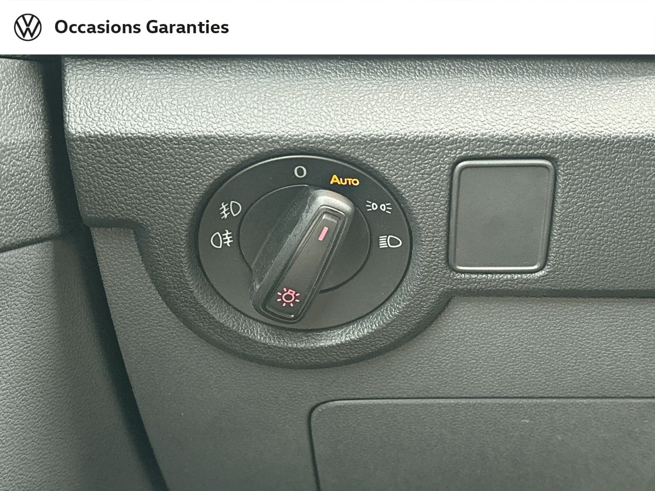 Voitures occasions VOLKSWAGEN T-CROSS Carat Lens