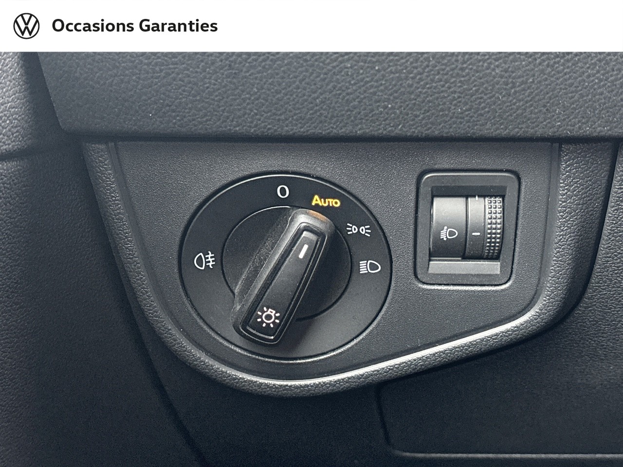 Voitures occasions VOLKSWAGEN POLO Life Plus Lens