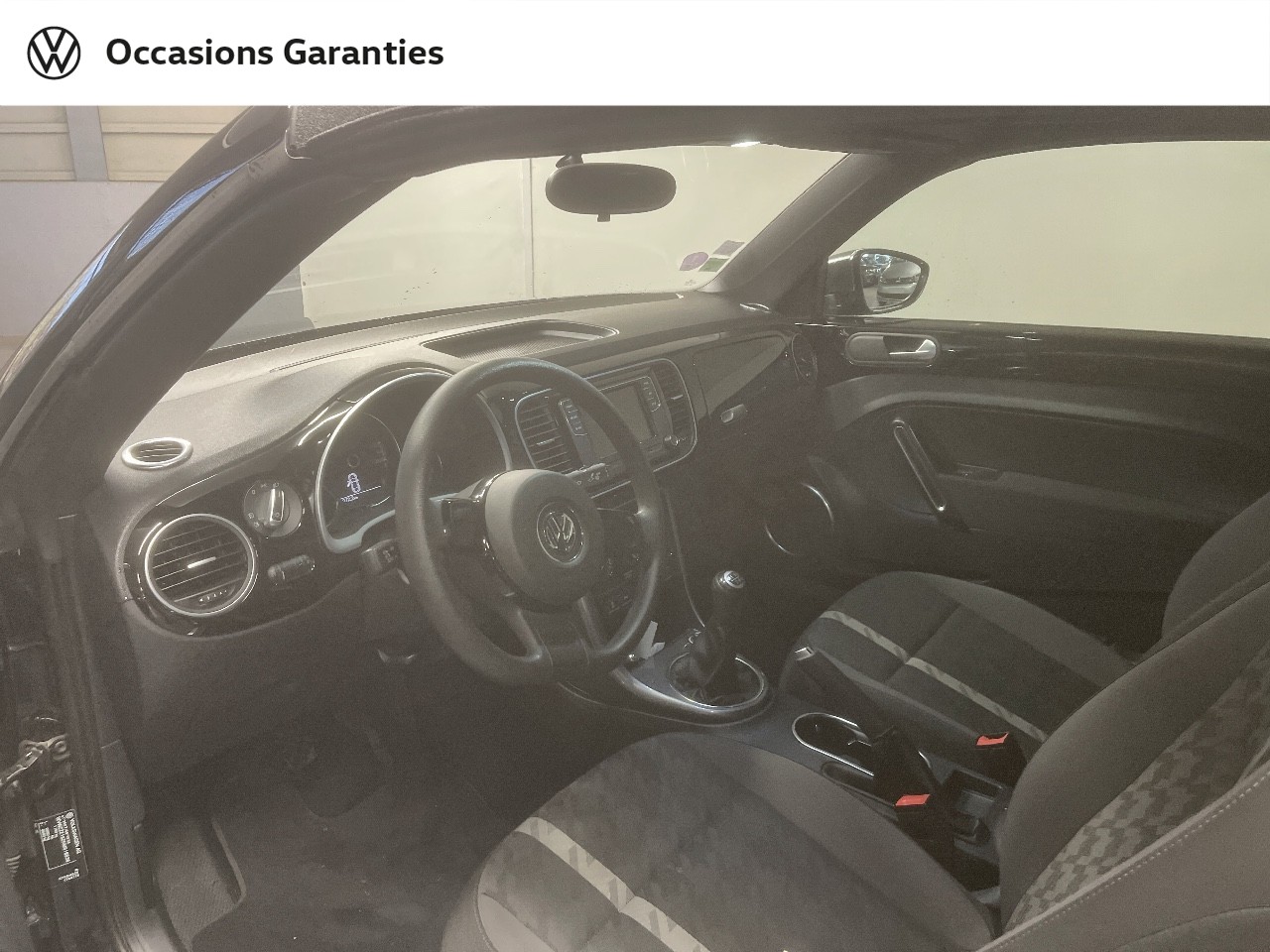 Voitures occasions VOLKSWAGEN Coccinelle Cabriolet Design Paris
