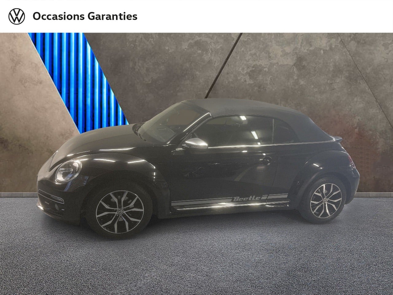 Voitures occasions VOLKSWAGEN Coccinelle Cabriolet Design Paris