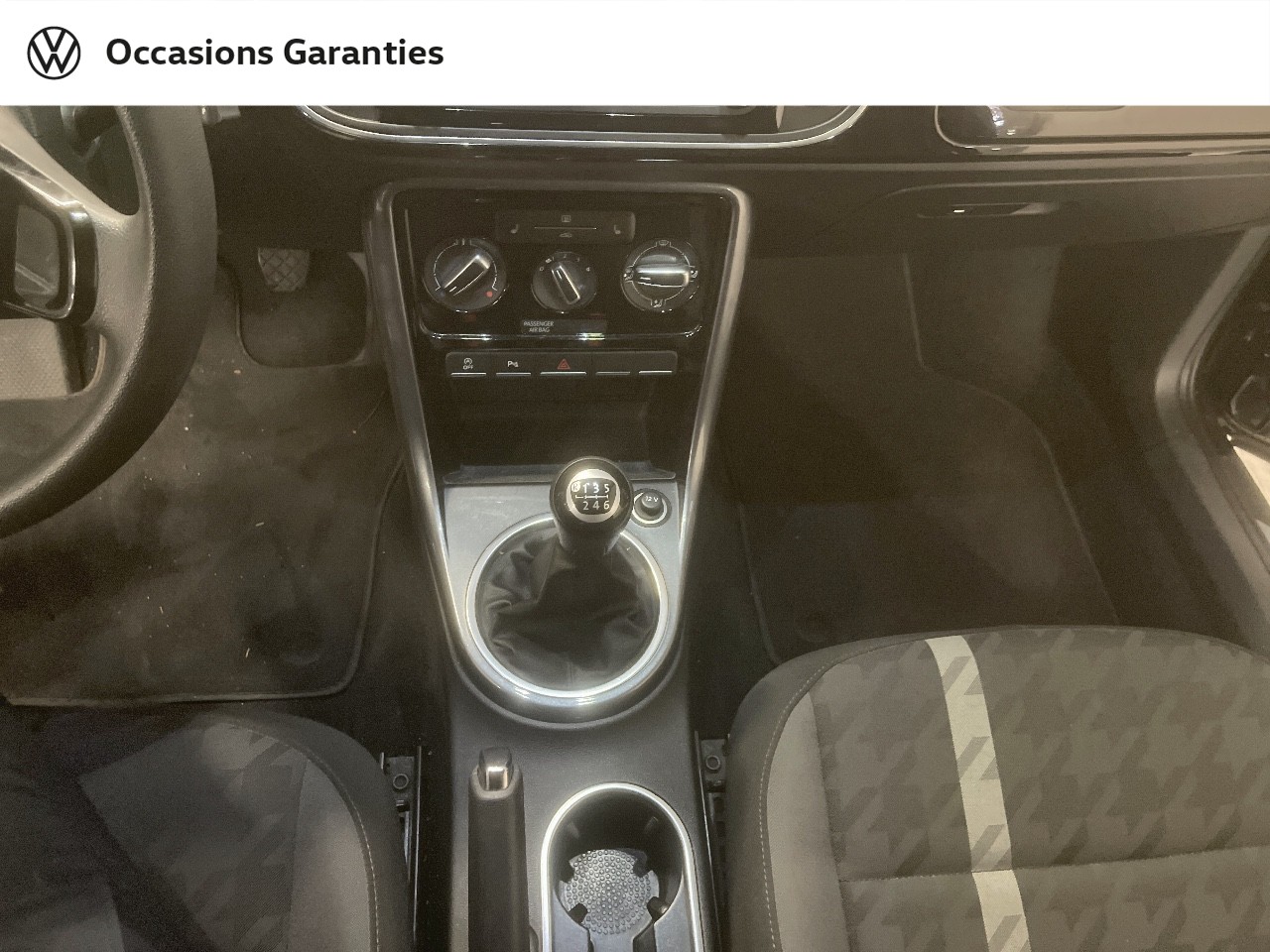 Voitures occasions VOLKSWAGEN Coccinelle Cabriolet Design Paris